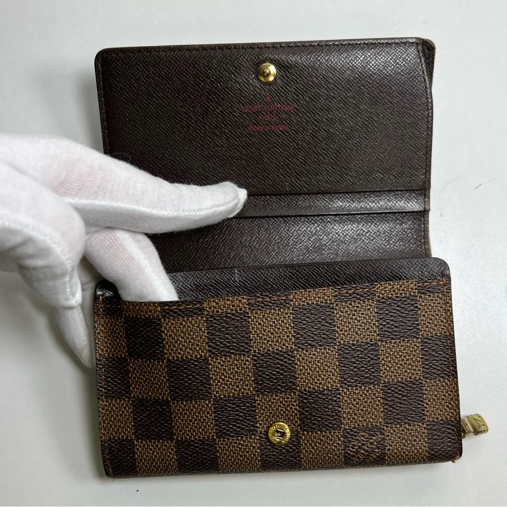Louis Vuitton Damier Ebene Porte Monnaie Billets Tresor Wallet